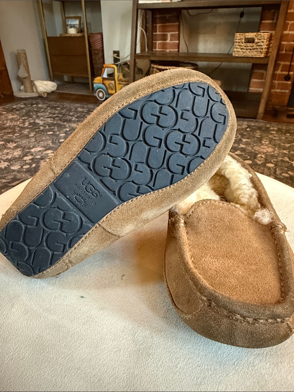 UGG Kids Chestnut Suede Shearling-Lined Moccasins - Picture 3 of 5